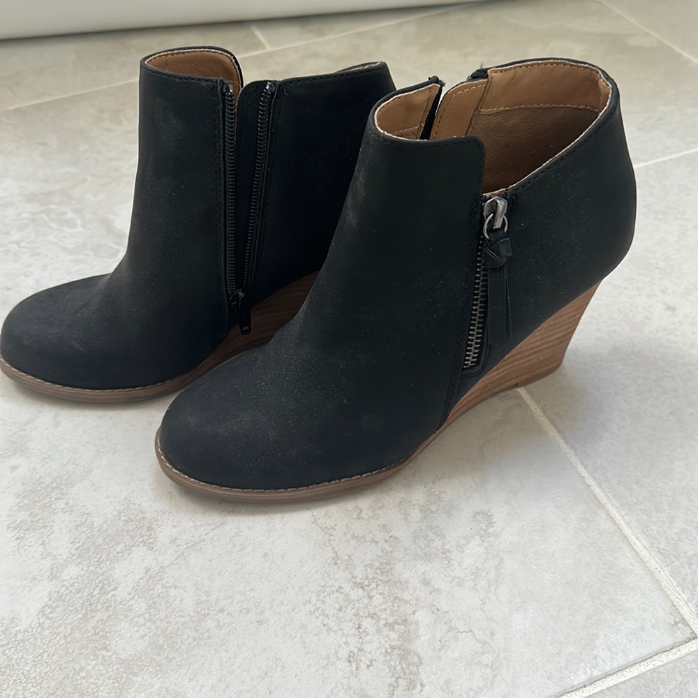 Booties - Picture 1 of 3